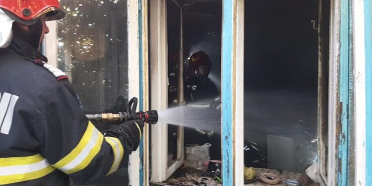 Incendiu la o casă din municipiul Brăila
