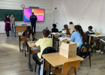 18 octombrie – Ziua Europeană de luptă împotriva traficului de persoane marcată de polițiștii brăileni prin activități în școlile din Surdila Găiseanca, Surdila Greci, Movila Miresii și Mircea Vodă