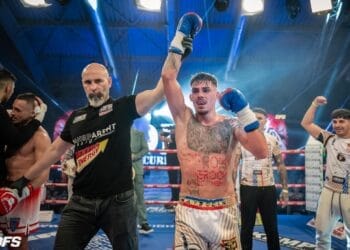 Valentin Mavrodin, dublu campion ISKA și DFS, se pregătește pentru marea provocare în K-1 World GP și caută sponsori pentru a-l susține