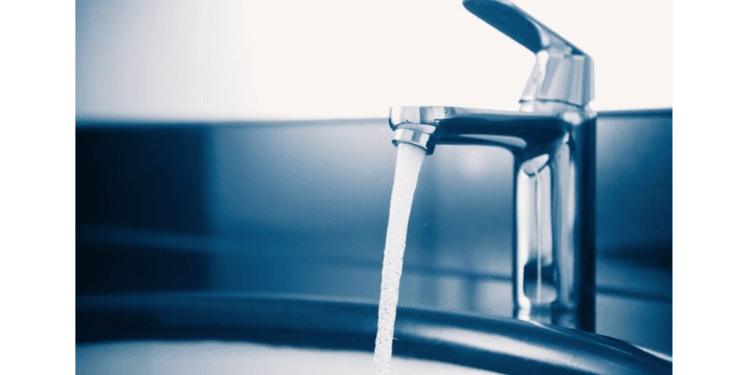 Câteva străzi din Brăila vor rămâne fără apă potabilă marți, pentru realizarea unei lucrări la rețeaua de alimentare cu apă