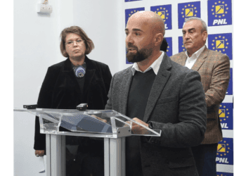 Candidatul liberal Dan Căpățînă militează pentru crearea unor programe specializate și a unor centre care să sprijine tinerii care se luptă cu dependențele 13 Candidatul liberal Dan Căpățînă militează pentru crearea unor programe specializate și a unor centre care să sprijine tinerii care se luptă cu dependențele
