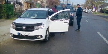 Jandarmii au descoperit substanțe interzise într-un taxi