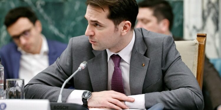 Ministrul Sebastian Burduja: De la 1 aprilie 2024 sprijin direct gospodăriilor care au cu adevărat nevoie pentru facturile la energie electrică