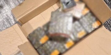 Percheziții la 3 persoane bănuite de infracțiuni cu materiale pirotehnice