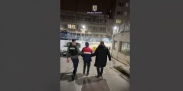 A fost reținut bărbatul care a incendiat o mașină a doua zi de Crăciun