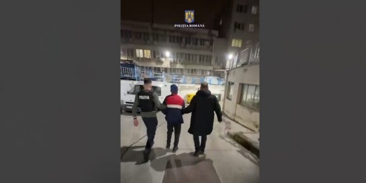 A fost reținut bărbatul care a incendiat o mașină a doua zi de Crăciun