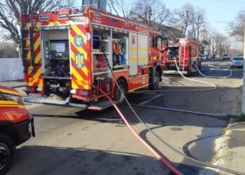 Cinci incendii și o persoană decedată într-un WC