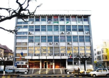 Administratorul public al Municipiului Bacău trimis în judecată pentru fraude cu fonduri europene