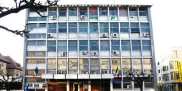 Administratorul public al Municipiului Bacău trimis în judecată pentru fraude cu fonduri europene