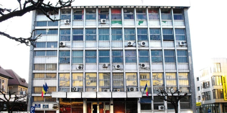 Administratorul public al Municipiului Bacău trimis în judecată pentru fraude cu fonduri europene