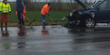Accident grav, cu două persoane rănite, pe DN2B