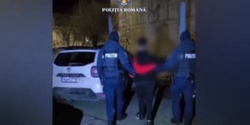Mandat de executare a unei pedepse cu închisoarea pentru un tânăr din Ianca, pus în aplicare de polițiști 1 Mandat de executare a unei pedepse cu închisoarea pentru un tânăr din Ianca, pus în aplicare de polițiști