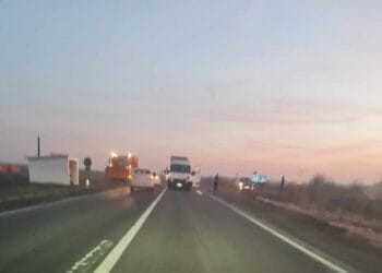 Accident pe DE 584, la intersecția cu DJ 255A