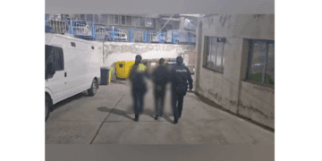 Reținut de polițiști pentru furt calificat și efectuarea de operațiuni financiare în mod fraudulos