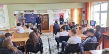 Proiect local implementat la Liceul Tehnologic ”Panait Istrati” Brăila, cu participarea polițiștilor brăileni