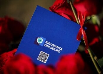 Cu ocazia Zilei Internaționale a Femeii, partenerii proiectului #SiguranțaOnline împart flori și recomandări pentru protecția digitală a femeilor