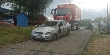 Proprietarul unui autoturism a vrut să-şi lanseze la apă un skijet şi a scăpat și autovehiculul în Dunăre