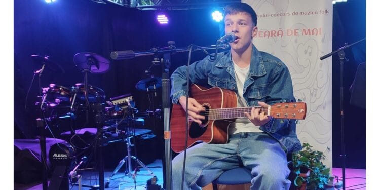 Mihnea-George Oprea este laureatul celei de XIV-a ediții a Festivalului de Muzică Folk „Seară de Mai”