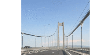 S-a terminat reasfaltarea și de mâine se deschide traficul pe calea 1 de rulare a podului suspendat peste Dunăre de la Brăila