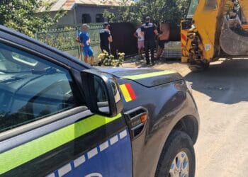 Acțiune în comuna Gropeni de informare a cetățenilor cu privire la obligațiile ce le revin în calitate de deținători de animale de companie