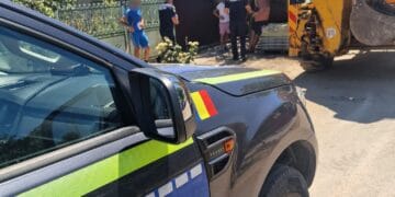 Acțiune în comuna Gropeni de informare a cetățenilor cu privire la obligațiile ce le revin în calitate de deținători de animale de companie