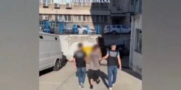 Arestat preventiv pentru furt calificat din societăți comerciale și o biserică