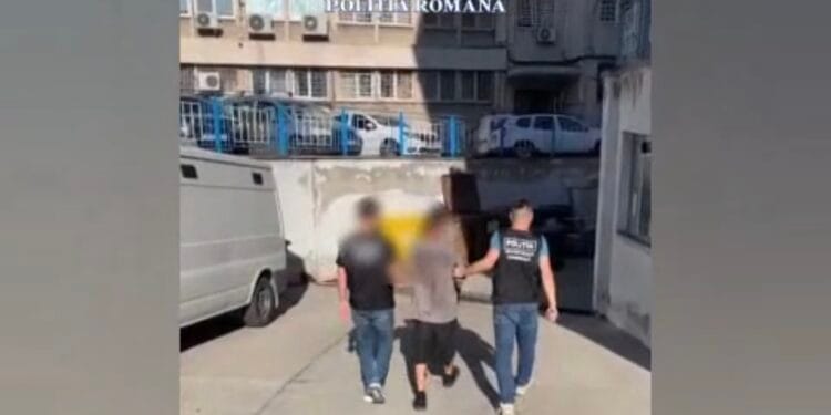 Arestat preventiv pentru furt calificat din societăți comerciale și o biserică