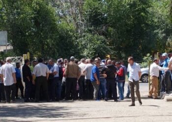 Domnițenu, lasă locul unuia care se pricepe! Managementul de la Braicar nu înseamnă să fii la cheremul primarului! 26 Domnițenu, lasă locul unuia care se pricepe! Managementul de la Braicar nu înseamnă să fii la cheremul primarului!