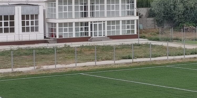 Castelul de Apă și Stadionul Progresul, prizonierele întârzierilor și ale birocrației