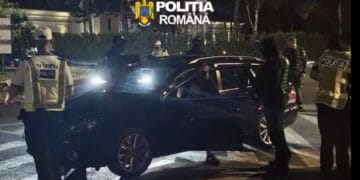 Sute de persoane legitimate, permise suspendate și zeci de amenzi în doar câteva ore. Un tânăr cu un tractor neînmatriculat s-a ales cu dosar penal 1 Sute de persoane legitimate, permise suspendate și zeci de amenzi în doar câteva ore