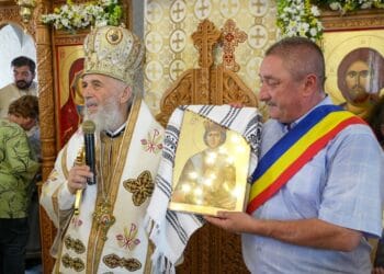 Sfinţirea bisericii din Parohia Tichileşti II, judeţul Brăila, prilej de bucurie pentru enoriași 23 Sfinţirea bisericii din Parohia Tichileşti II, judeţul Brăila, prilej de bucurie pentru enoriași