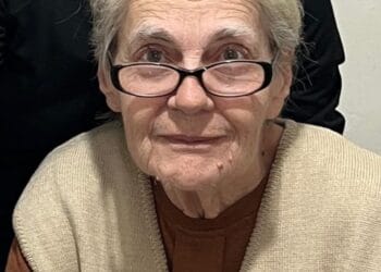 O femeie de 76 de ani, diagnosticată cu Alzheimer, a dispărut fără urmă. Poliția cere ajutorul populației 22 O femeie de 76 de ani, diagnosticată cu Alzheimer, a dispărut fără urmă. Poliția cere ajutorul populației
