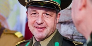 De trei mandate pesedistul Marian Dragomir tot asfaltează, dar o viziune mai largă pentru Brăila nu are, nu știe, nu se pricepe sau nu vrea 1 „Adăpostul Pescăresc de pe faleza Dunării, atât de lăudat de Marian Dragomir, funcțional vreme de 5 ani doar pe hârtie