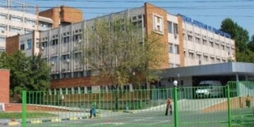 Unde s-a rătăcit lista cu cele aproape 200 de posturi cerute pentru spitalul de la Brăila 1 Dragomir și Chiriac au reușit performanța să facă din Brăila un cartier al Galațiului, cel puțin la capitolul spitale, iar mulți brăileni își caută sănătatea la vecini