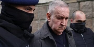 Șeful ARR, apropiatul lui Grindeanu, trimis în judecată de DNA: Sute de mii de euro obținuți din fraudarea examenelor, ascunși în cutii de pantofi