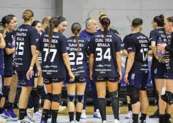 Spectacol pe teren, matematică bizară la casa de bilete: Cupa Dunărea la handbal aduce echipe de top la Brăila, dar abonamentele nu oferă nicio reducere 23 Spectacol pe teren, matematică bizară la casa de bilete: Cupa Dunărea la handbal aduce echipe de top la Brăila, dar abonamentele nu oferă nicio reducere