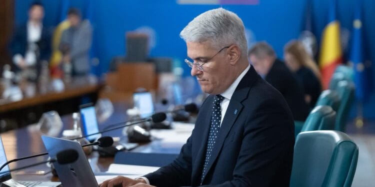 Ministrul Muncii Dragoș Pîslaru se simte șantajat de sindicaliștii din educație și sănătate