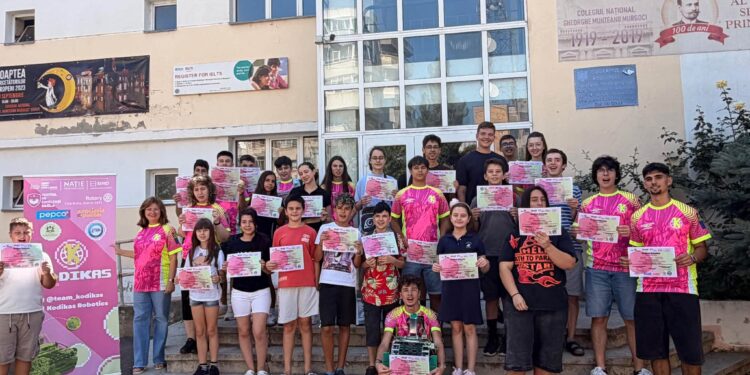 Curiozitate, creativitate și prietenie la Kodikas Robotics Summer Camp care s-a încheiat
