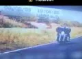 Un motociclist începător a fugit 20 de km de poliție duyce a fost depistat circulând cu 153 km/h