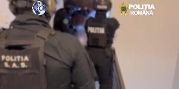 Schema „cecului de 50 de milioane de dolari”. Percheziții DIICOT la Brăila, București și în alte cinci localități într-un dosar de înșelăciune